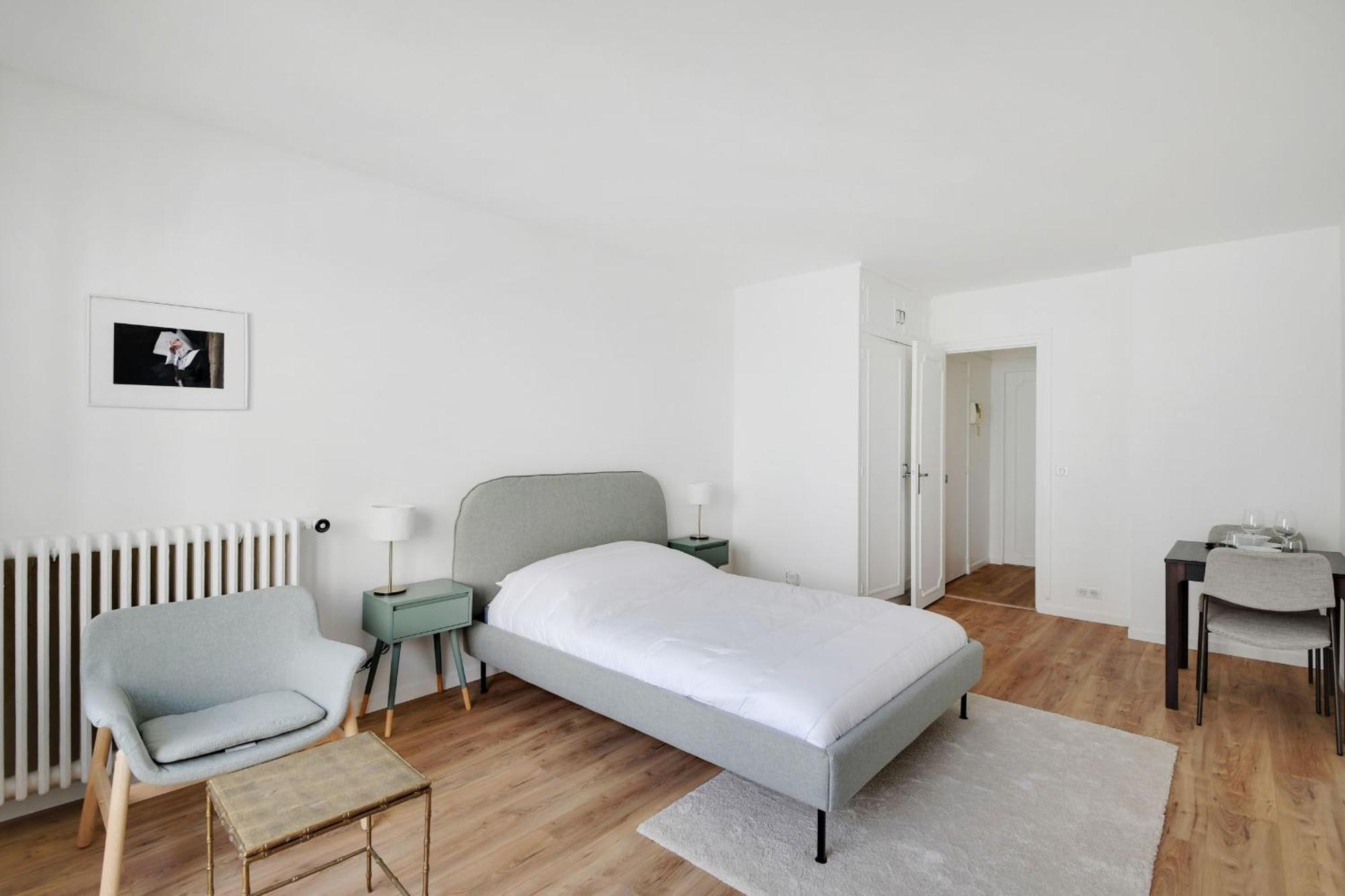 פריז Bright Studio For 2 - Champs-Elysees מראה חיצוני תמונה