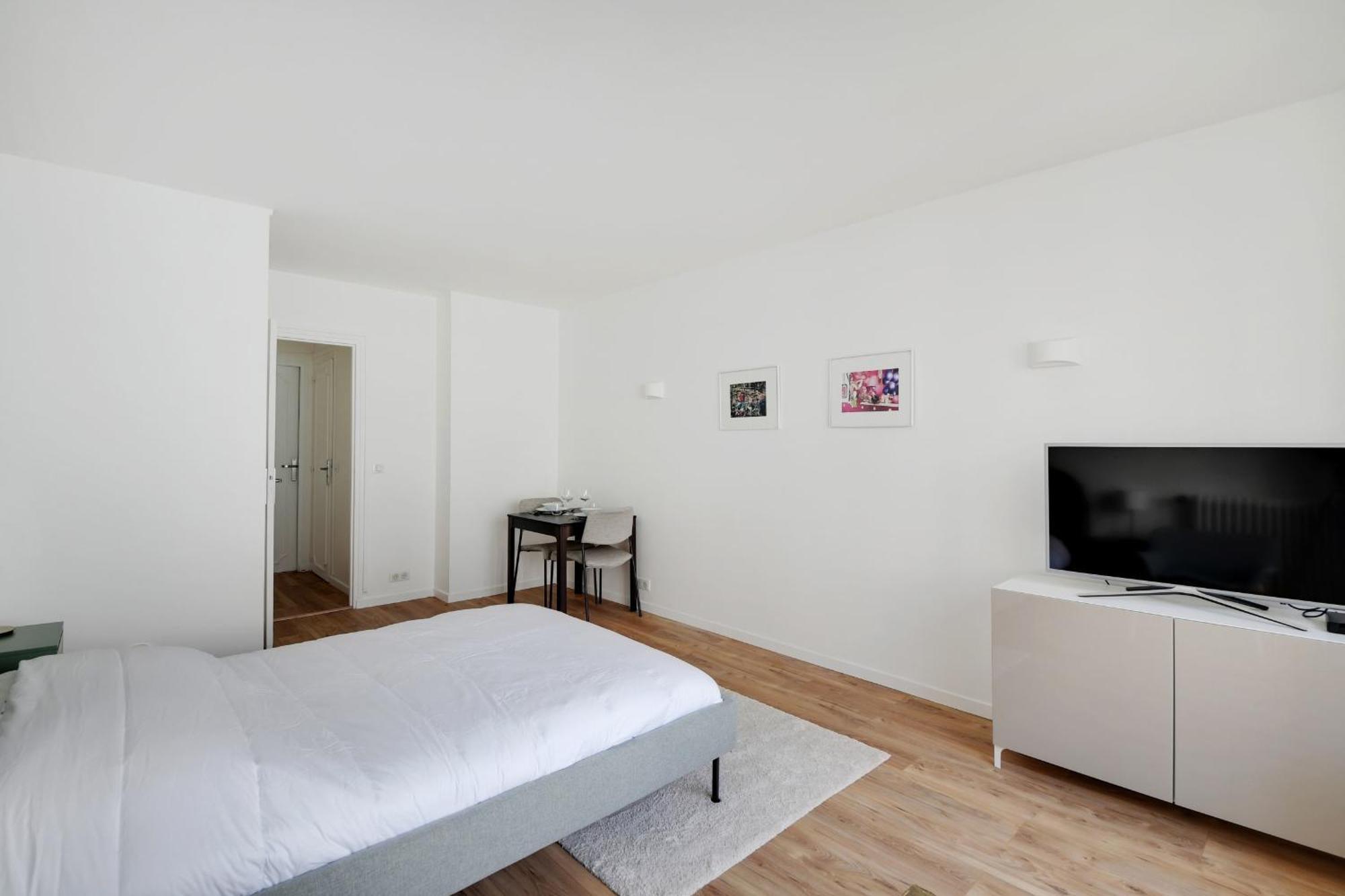 פריז Bright Studio For 2 - Champs-Elysees מראה חיצוני תמונה